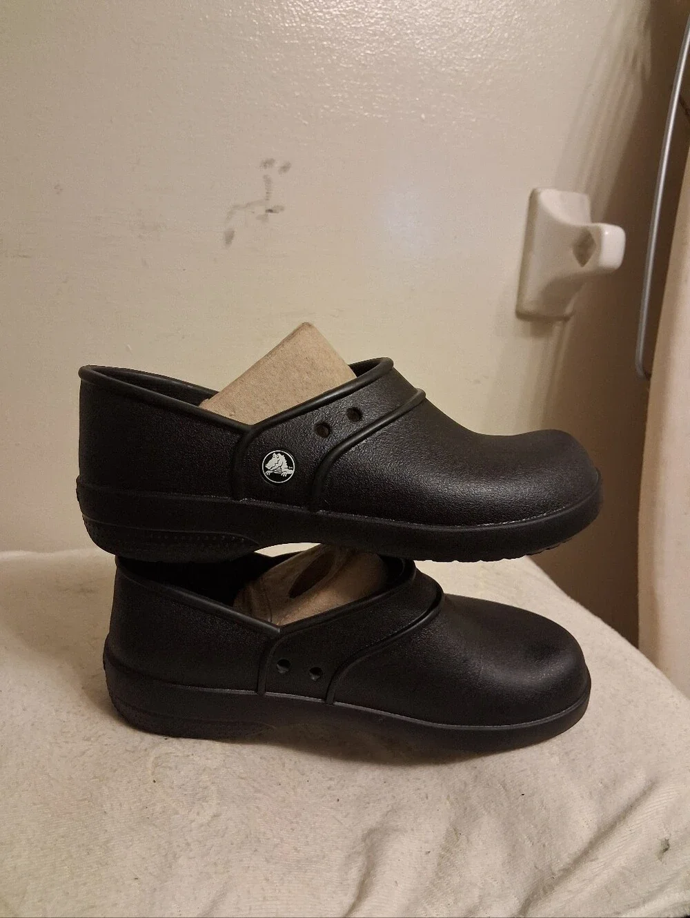 Womens CROCS Black Slip-On Clog Shoes Size 8 good for Nurses